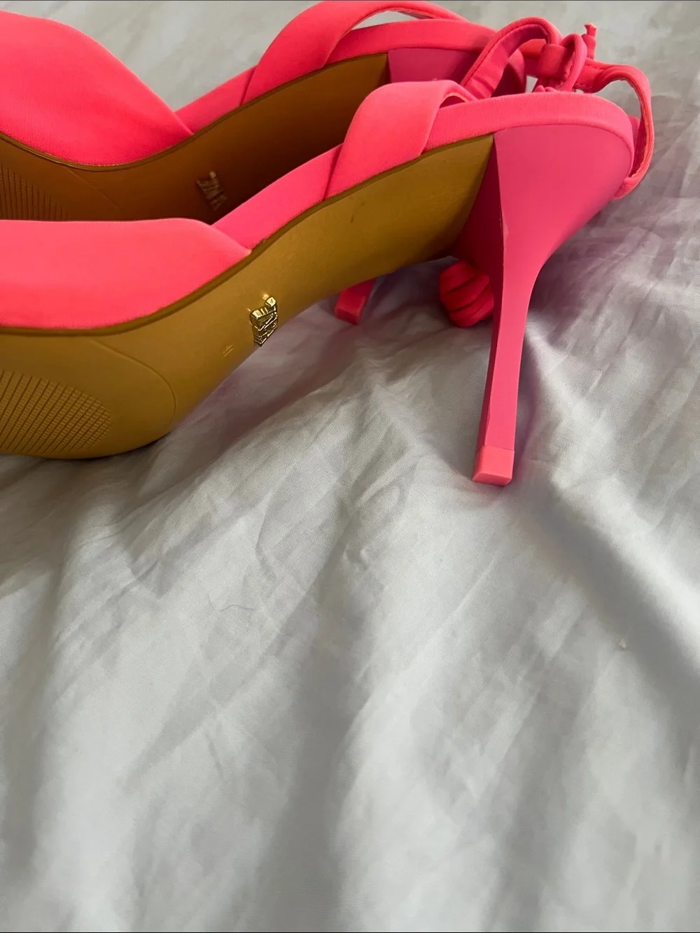 Zara Limited Edition Women's Pointed-Toe Ankle Tie Heels in Hot Pink